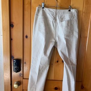 Chicos Platinum Denim size 15 short